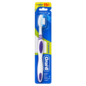 Oral-B Fresh Clean Toothbrush (Medium Bristles - Single Pack)